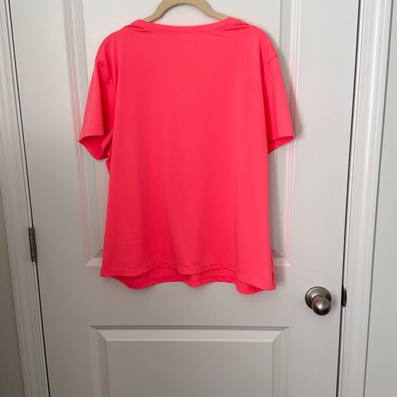 Athletic Works Women's Core Active Texture Knit Short Sleeve V-Neck T-Shirt, Pin - Picture 3 of 3